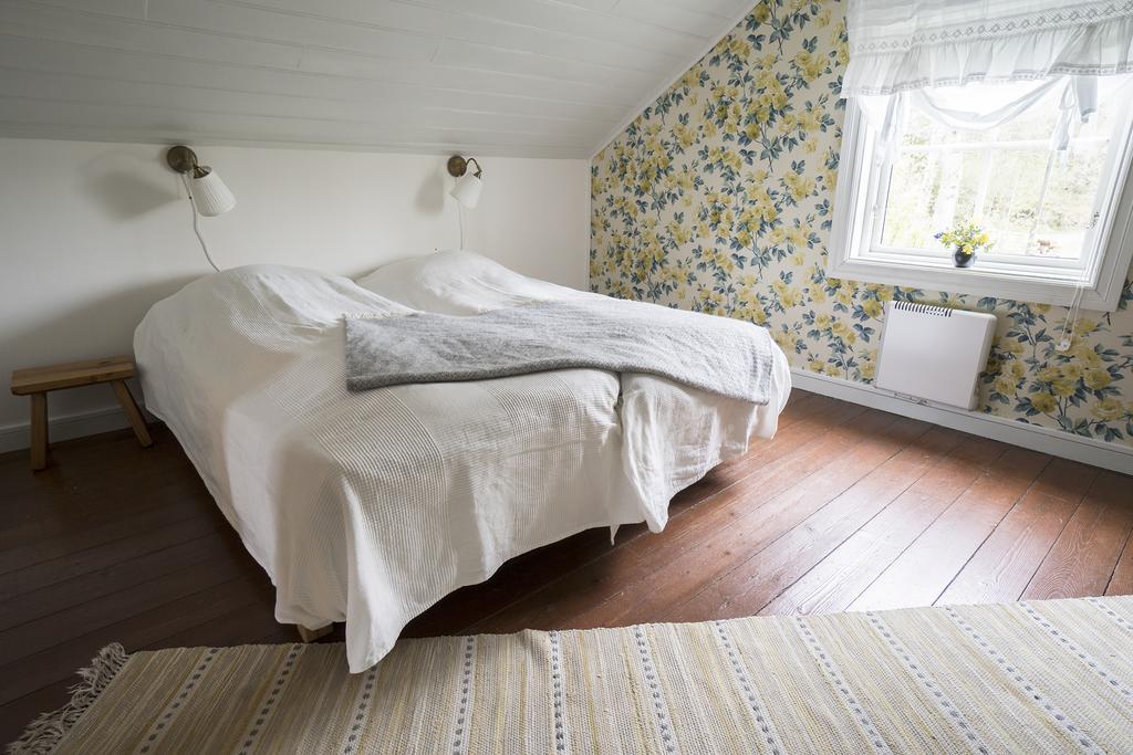 Anfasteroed Gardsvik - Sjoestugan Ljungskile Kültér fotó